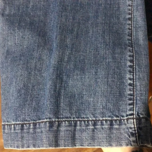 Tommy Hilfiger Jeans - Picture 2 of 9